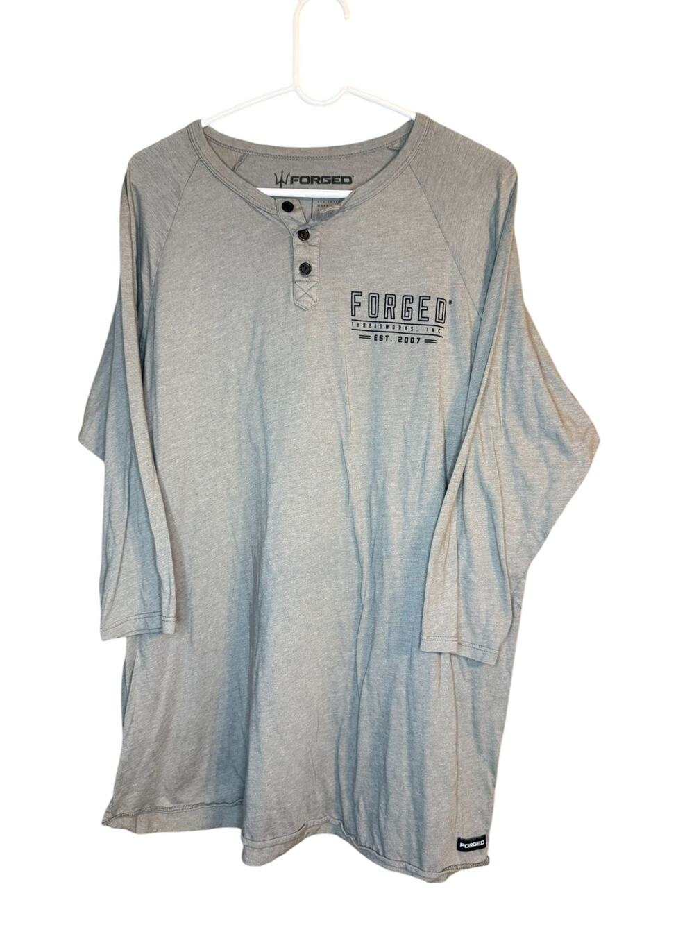 Forged Men's 3/4 Sleeve Gray T-Shirt Size XL